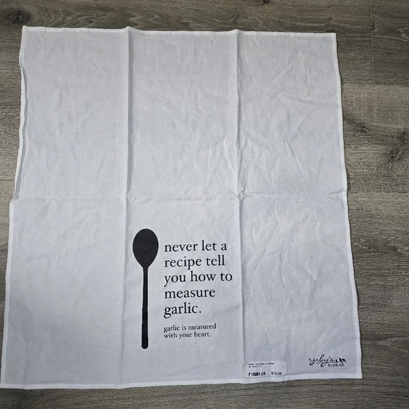 New With Tags Ruby's Rubbish Never Let a Recipe Tell ... Garlic White Tea Towel - Picture 3 of 6